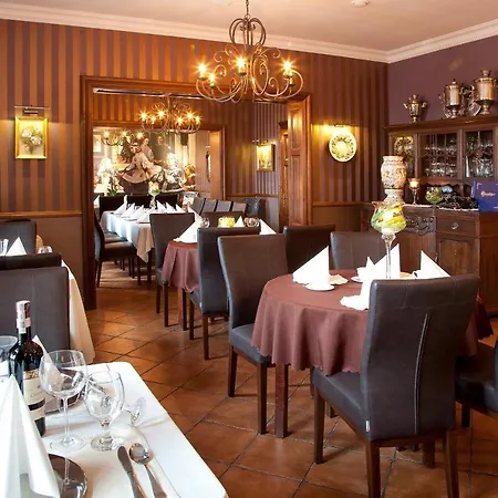 Restauracja Retro&oak Hotel *