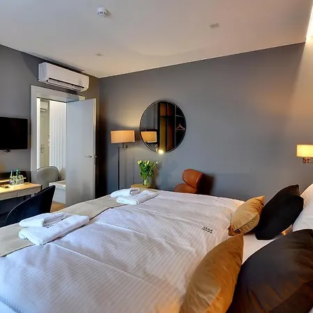 Hotel Restauracja Retro&oak *