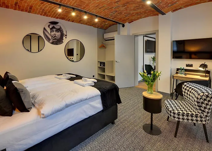 Hotel Restauracja Retro Oborniki Śląskie