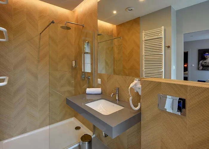 Hotel Restauracja Retro Oborniki Śląskie